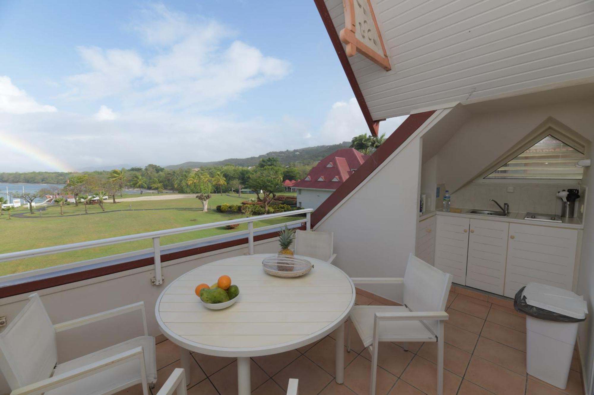 2 Pieces Premium Avec Terrasse Vue Mer Residence Pierre Et Vacances Сент-Люс Экстерьер фото